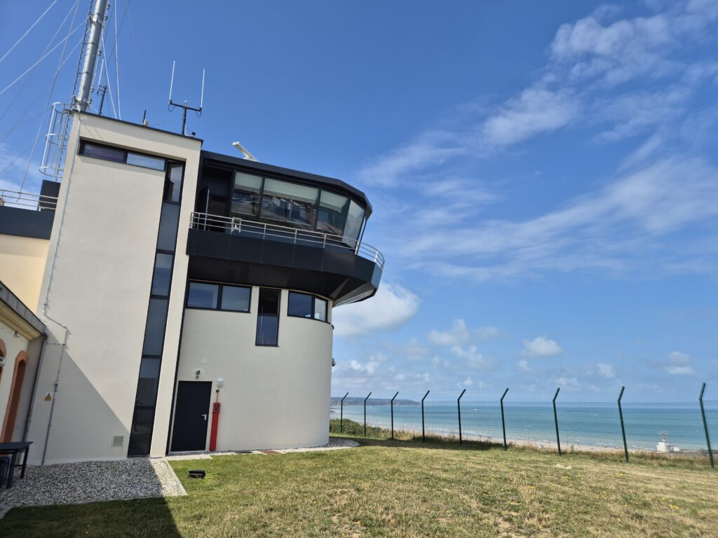 Sémaphore de Dieppe en Seine Maritime 76 (Normandie) - AB'CIS Architecture - Agence d'architecture Concevoir, Construire, Rénover des projets durables dans l'Eure, les Yvelines et l'Eure-et-Loir