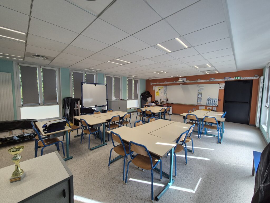 École Maternelle et primaire de Croth dans l'Eure 27 (Normandie) - AB'CIS Architecture - Agence d'architecture Concevoir, Construire, Rénover des projets durables dans l'Eure, les Yvelines et l'Eure-et-Loir